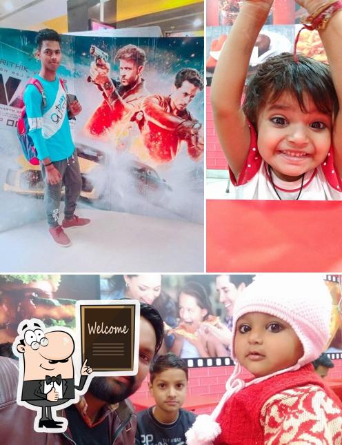 Look at this image of Pizza Theatre