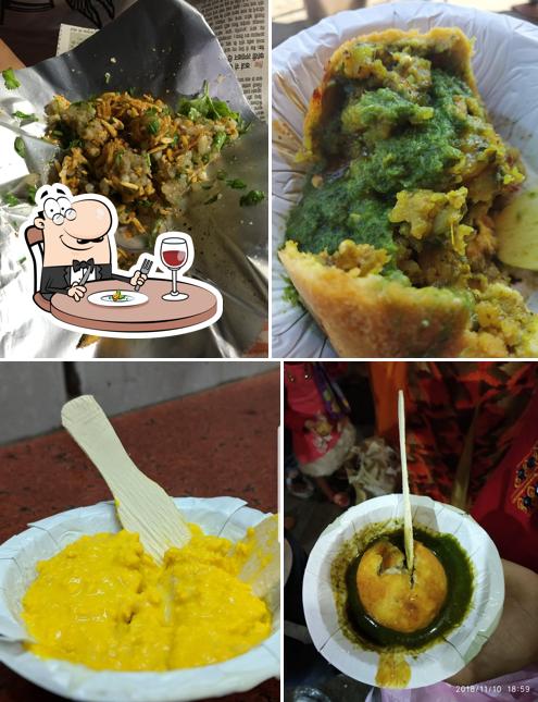 Food at Vijay Chaat House - Sarafa