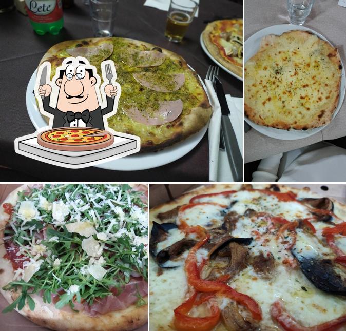 Scegli una pizza a Nuovo K2 ristorante