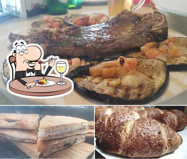 Platti al Bar Caffè San Pietro