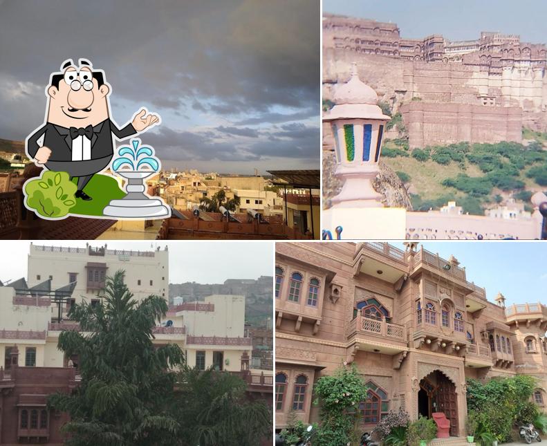 Check out how Wonder View Restaurant looks outside