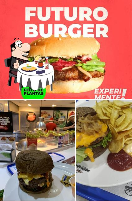 Peça um hambúrguer no Self Burguer