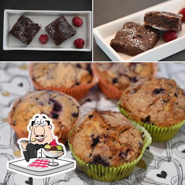 Julia's Artisan Bakery serve un'ampia gamma di dessert