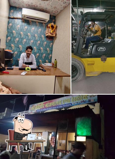 The interior of Mahaveer Bhojnalay And Restaurant