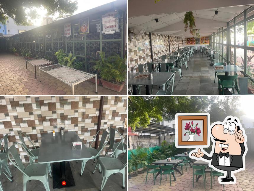 The interior of Mahesh Fancy Dosa & Pav-Bhaji