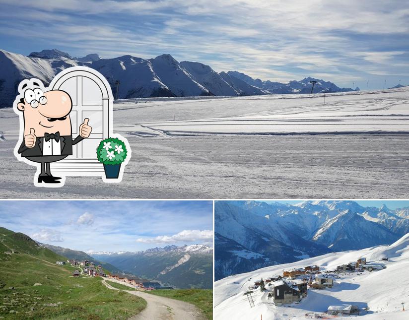 Goditi la vista dall'area esterna di Restaurant Bergfreund