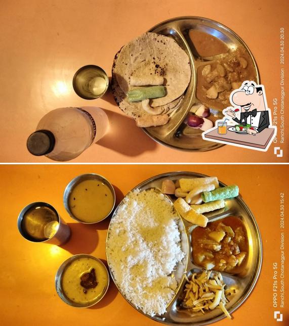 Food at Khana Khajana