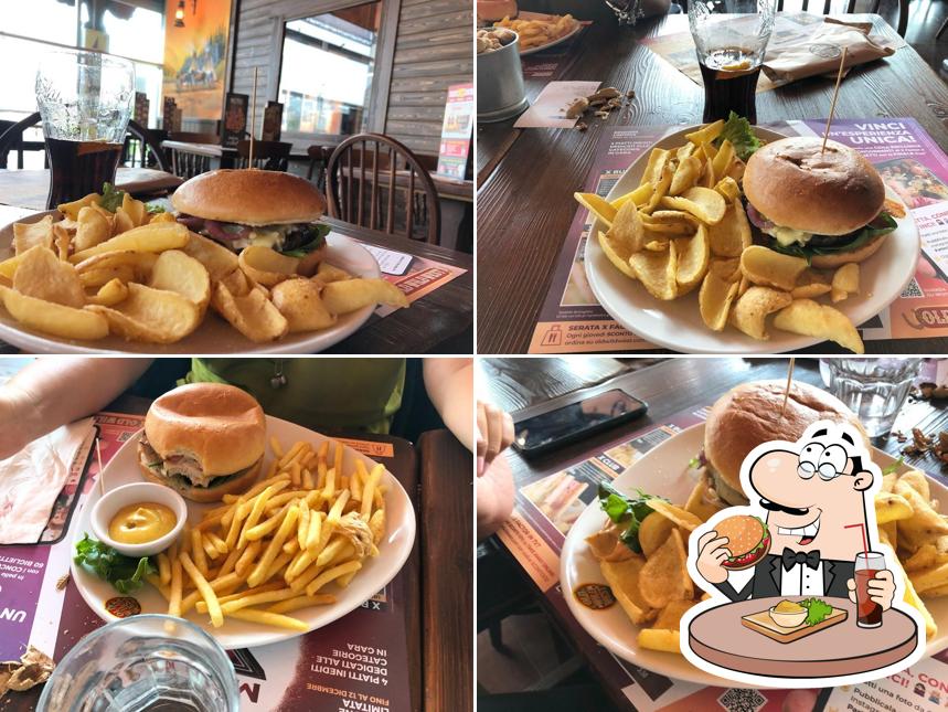 Old Wild West - Pesaro Uci serve un'ampia quantità di opzioni per gli amanti dell'hamburger