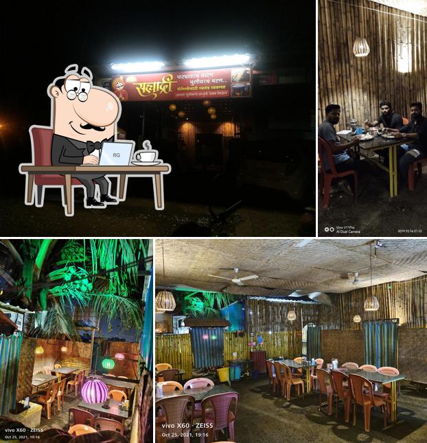 The interior of Hotel Sahyadri हॉटेल सह्याद्री