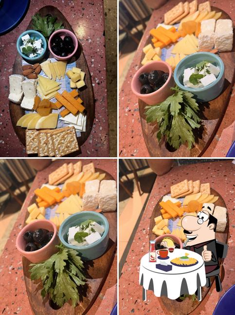 Cheese plate at Daysie (RR Nagar) : All Day Casual Bar