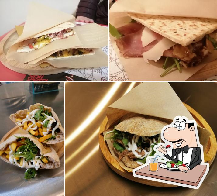 Platti al Pizzeria e Piadineria Fusion Karma