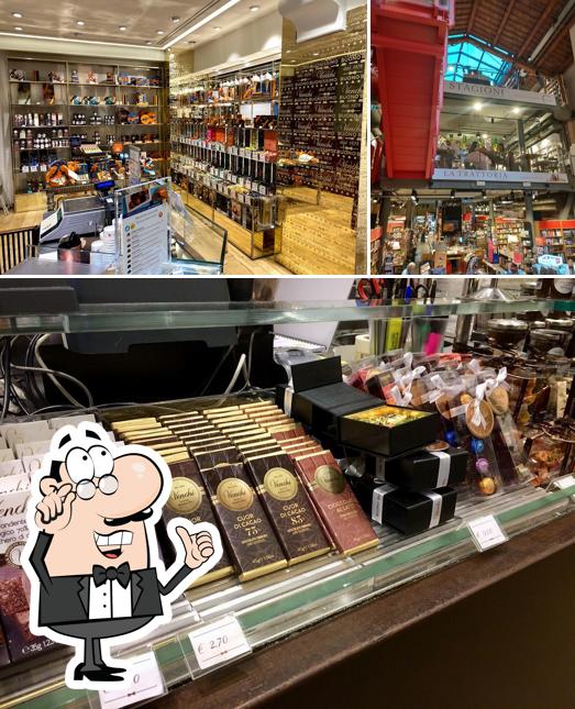 La interni e alcol del ristorante