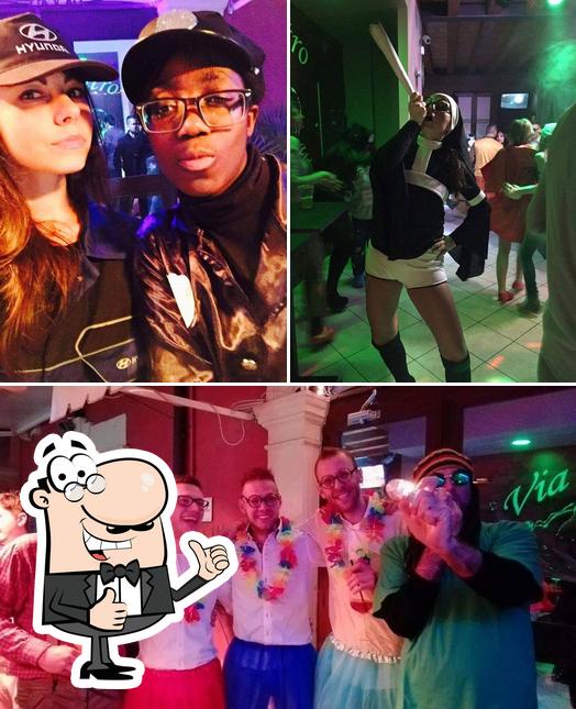 Vedi questa foto di Via Centro Wine Cafè