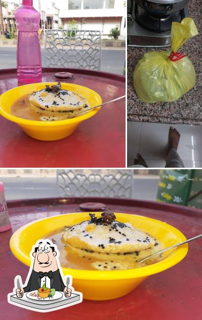 Meals at GHAMANDI IDLI