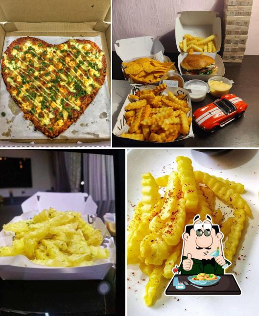 Macaroni and cheese at Nino Burgers