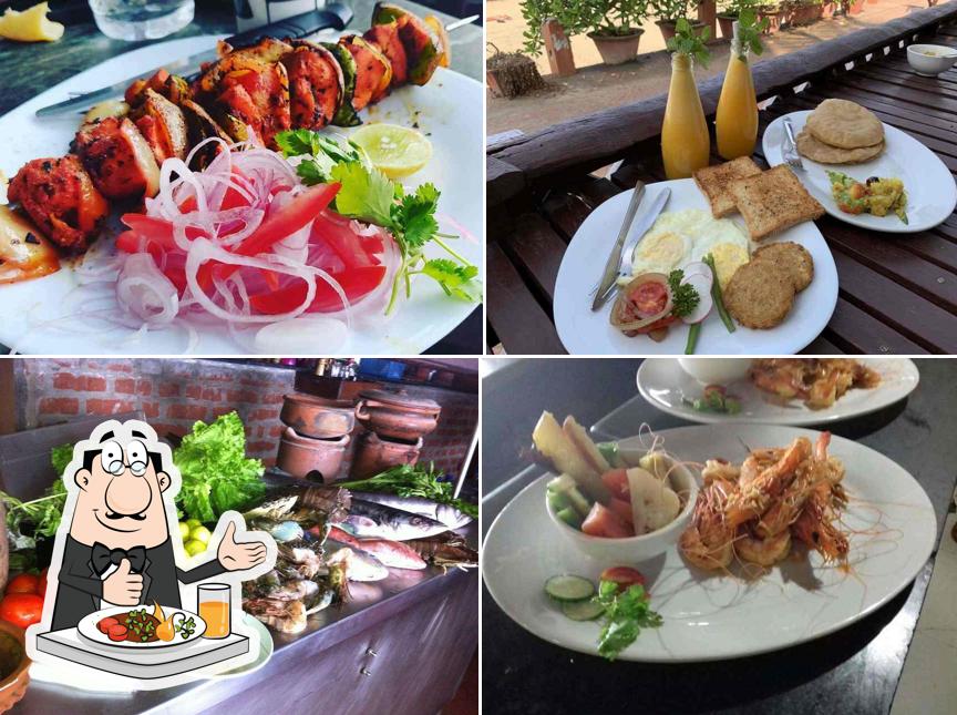 Beatles Cafe & Grill House