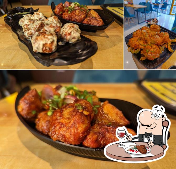 Momo Magic Cafe serves meat dishes