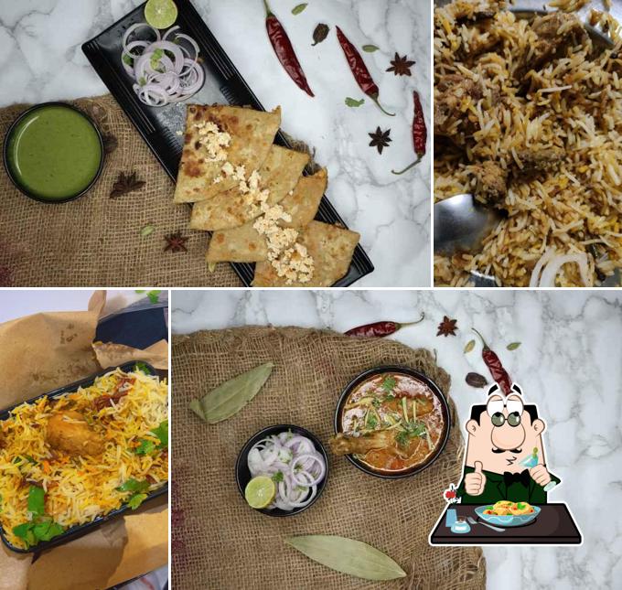 Food at Dastaan-e-Dawat