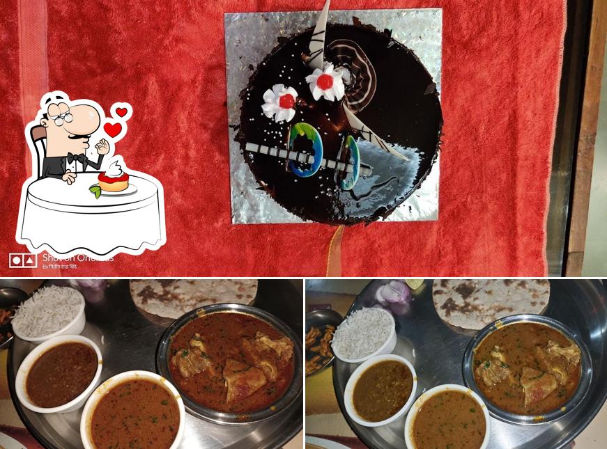 HOTEL RAU PERMIT ROOM AND BAR offers a selection of desserts