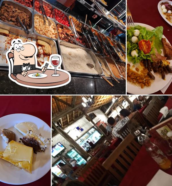 Comida em Restaurante Tradição da Roça