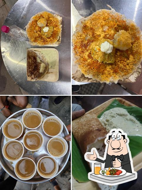 Food at Sri Someshwara Davangere Benne Dose Hotel