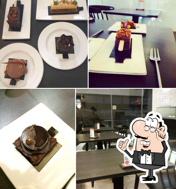 La Folie - Kala Ghoda