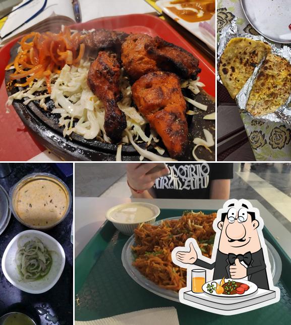 Food at Moti Mahal Delux