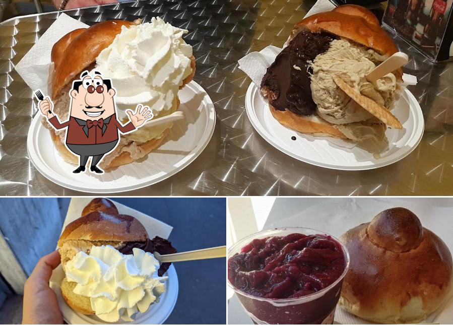 Panino con maiale stirato al Premiata Cremeria