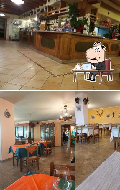 Dai un'occhiata agli interni di Ristorante Bornass