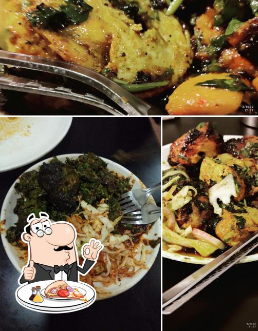 Order pizza at China Town