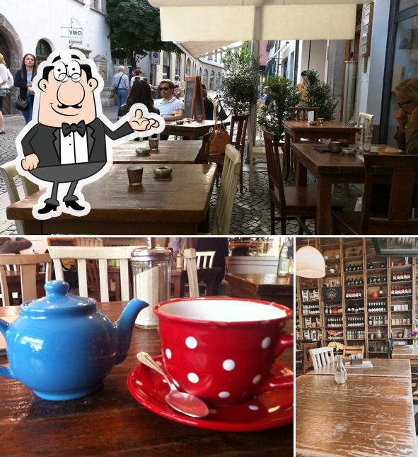 Gli interni di Humus Das Bio Bistro