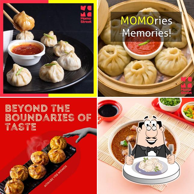 Dumplings at Momo Street