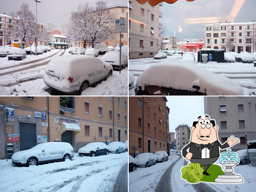 Gli esterni di Cafè della piazzetta