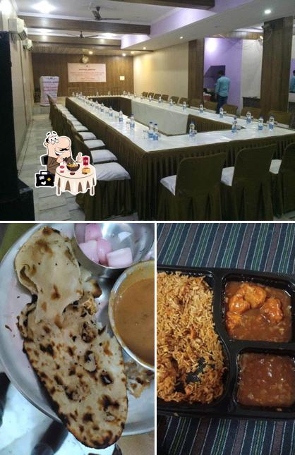 The photo of Spice N Nice’s food and interior
