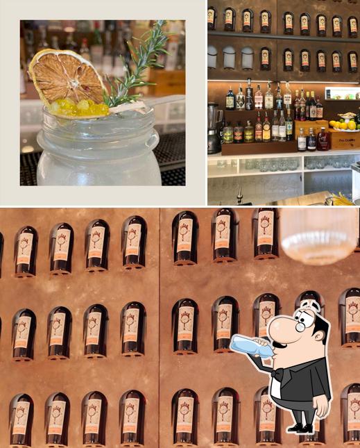 La bevanda e cibo del ristorante