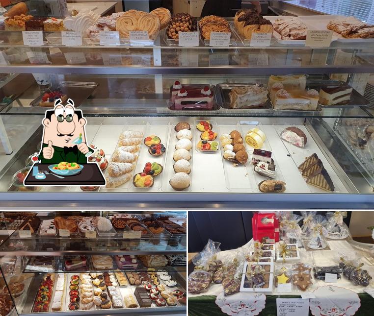 Cibo al Pasticceria Reinhard