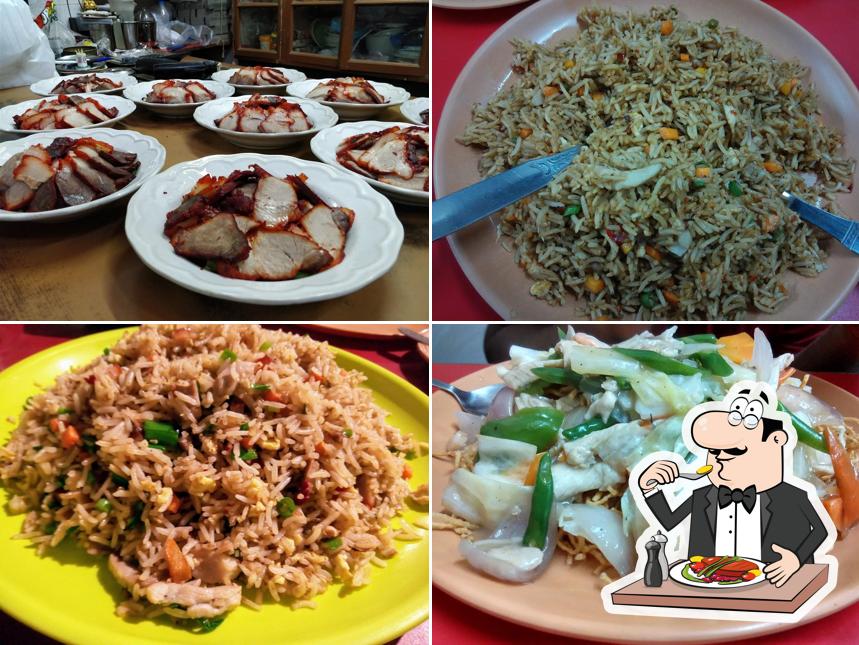 Food at Tung Nam Eating House