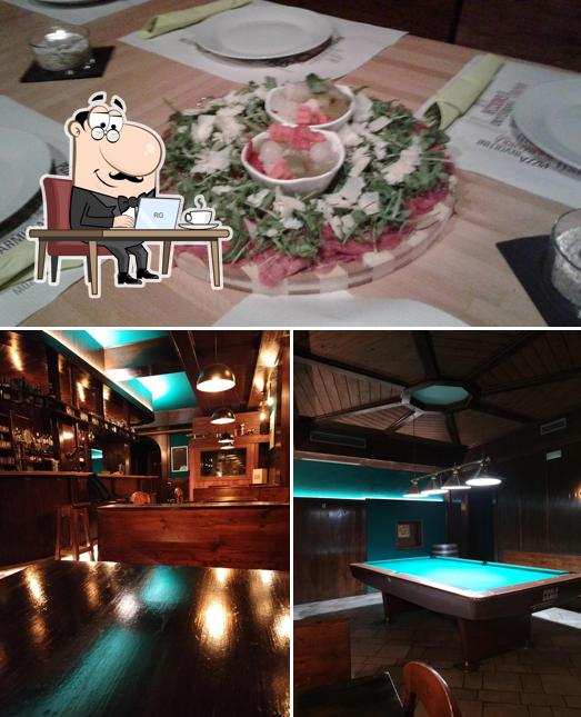 La interni e cibo del ristorante