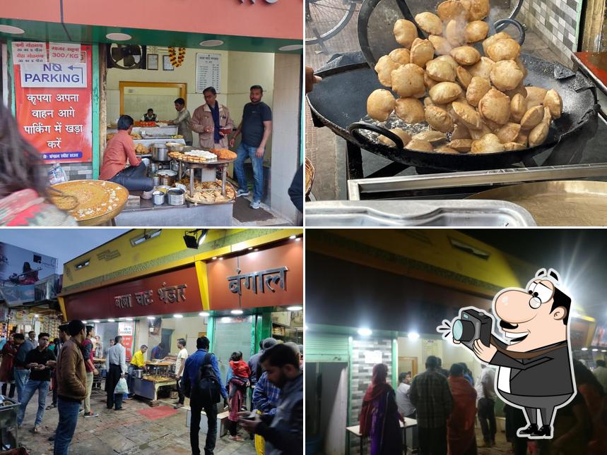 Look at the photo of Baba Chat bhandar