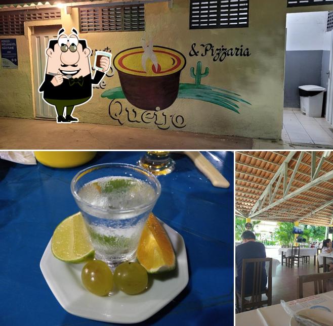 Desfrute de uma bebida no Restaurante e Pizzaria Pirão de Queijo