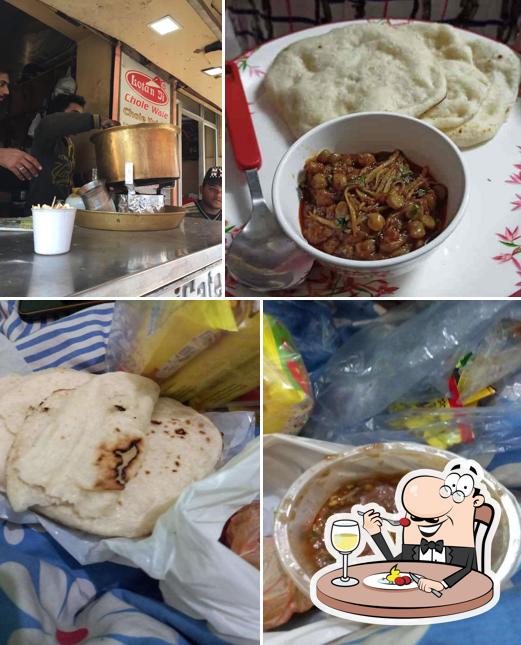 Meals at Lotan ji Chole kulche wala