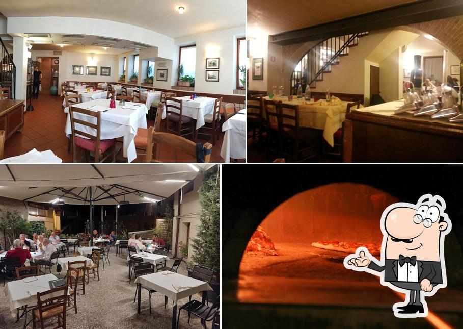 Siediti a un tavolo di Al Cristo