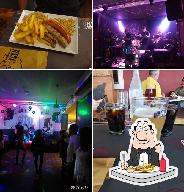 Prova a prendere un piatto di patatine a Ottavo Nano Pub