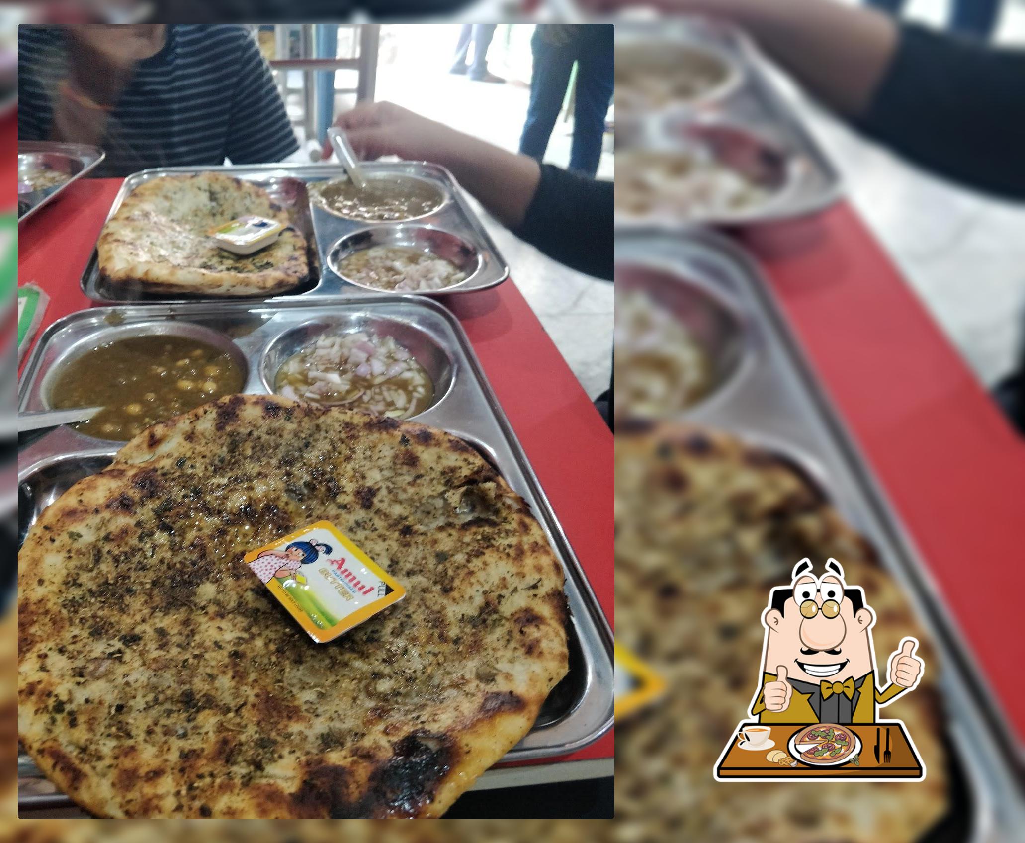 Amritsari Kulcha Hut