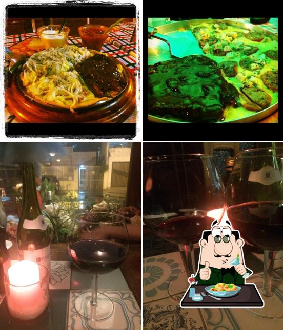 Dê uma olhada a ilustração mostrando comida e bebida no Leccapiatti di Paolini Massas e Pizzas