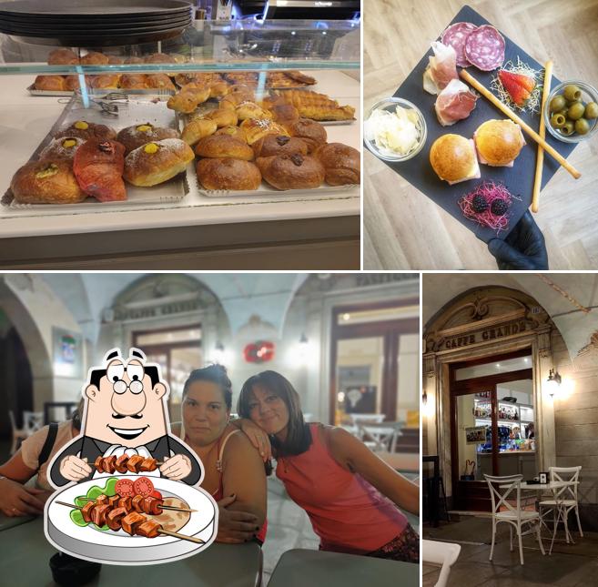 Bar Pasticceria Caffe’ Grande si caratterizza per la cibo e interni