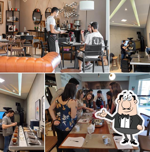 Sente em uma das mesas no Baristrô Café