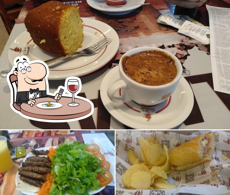 Comida em Café da Ceres