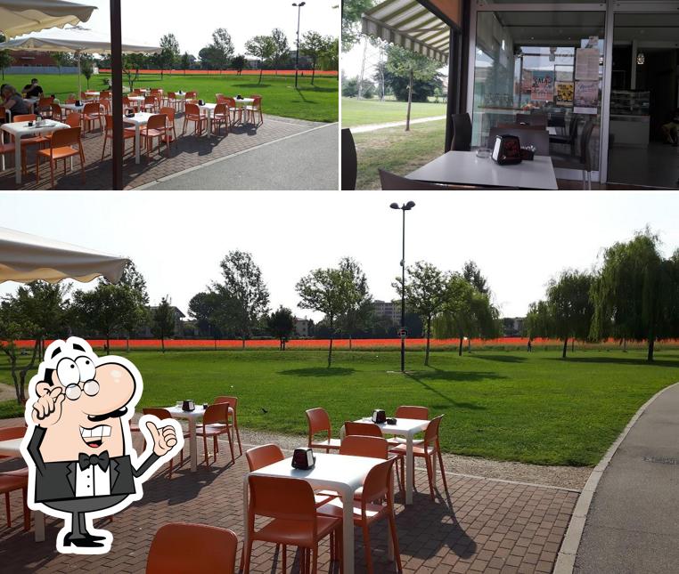 Siediti a un tavolo di Bar Cafè Modì