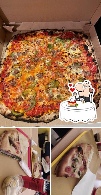 Small Pizza Jesi serve un'ampia gamma di dolci